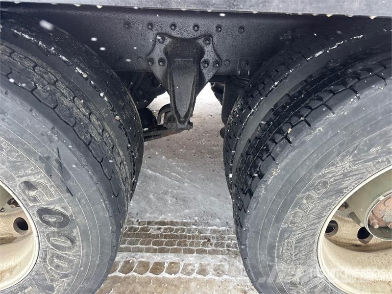 Sterling L9500 6x4 Rollback Truck Bergungsfahrzeuge