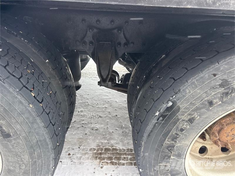 Sterling L9500 6x4 Rollback Truck Bergungsfahrzeuge