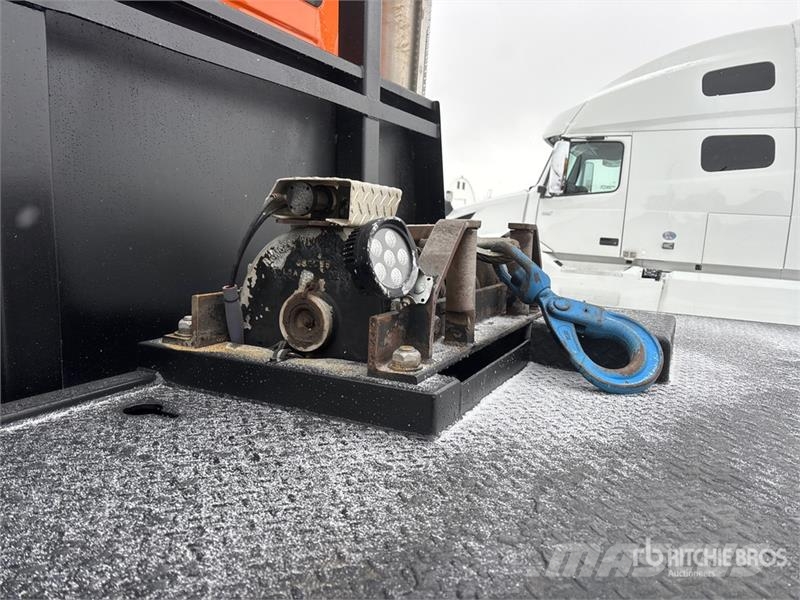 Sterling L9500 6x4 Rollback Truck Bergungsfahrzeuge