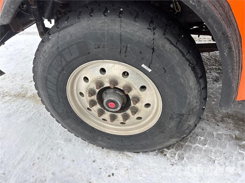 Sterling L9500 6x4 Rollback Truck Bergungsfahrzeuge