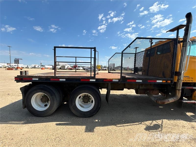 Sterling LT7500 شاحنات مسطحة/مفصلية الجوانب