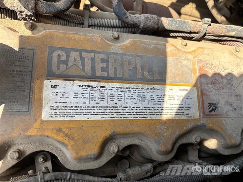 Sterling LT7500 شاحنات مسطحة/مفصلية الجوانب