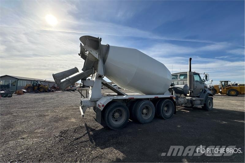Sterling LT9500 Concrete trucks