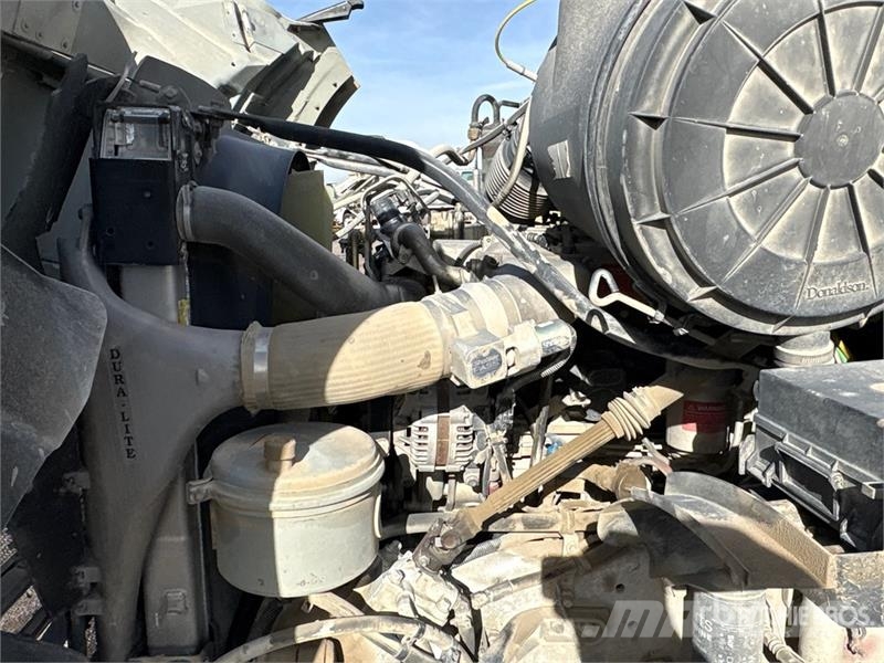Sterling LT9500 Concrete trucks