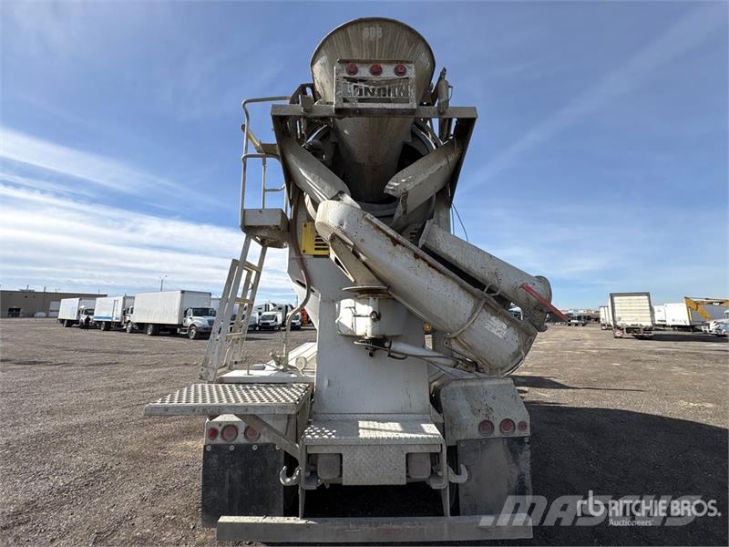Sterling LT9500 Concrete trucks