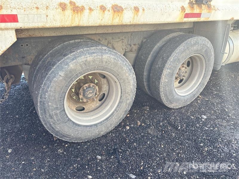 Sterling LT9500 Lastbiler med tip