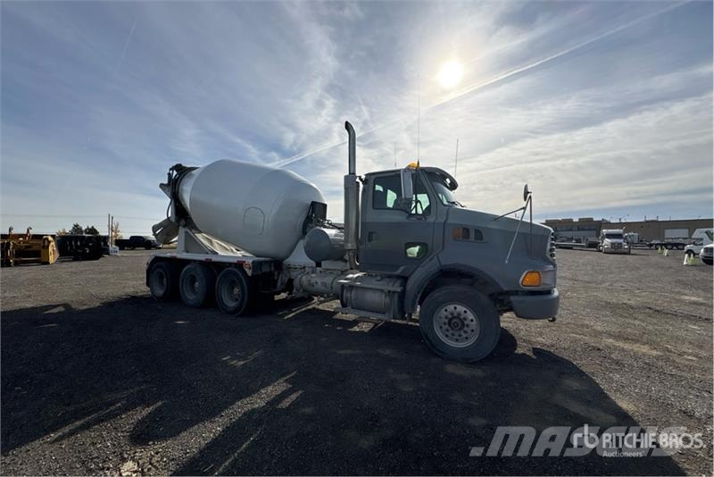 Sterling LT9500 Concrete trucks