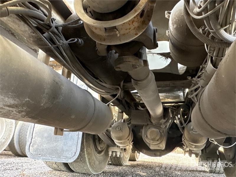 Sterling LT9500 Kamioni mešalice za beton