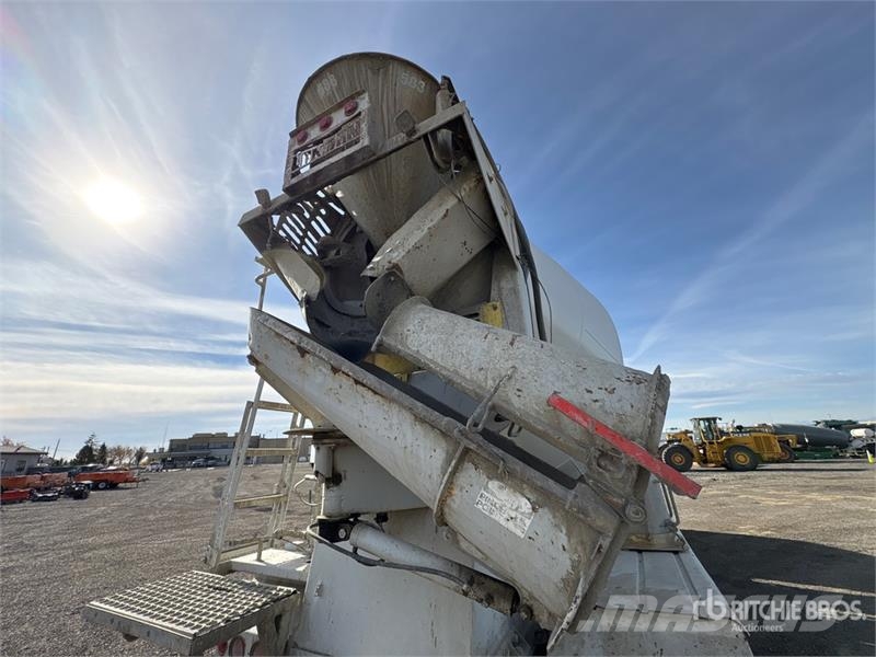 Sterling LT9500 Concrete trucks