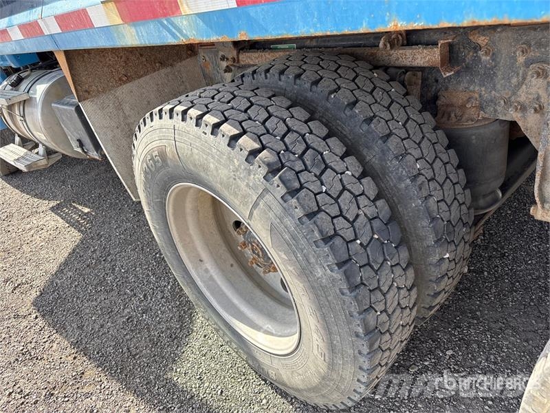 Sterling LT9500 Wywrotki