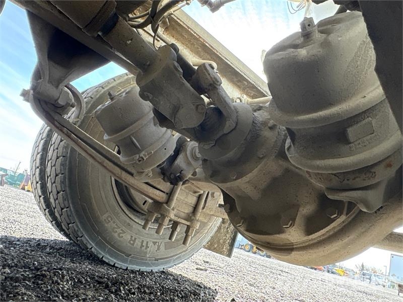 Sterling LT9500 Kamioni mešalice za beton