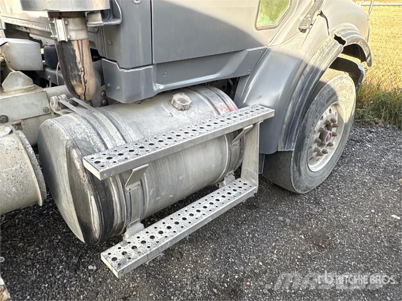 Sterling LT9500 Kamioni mešalice za beton