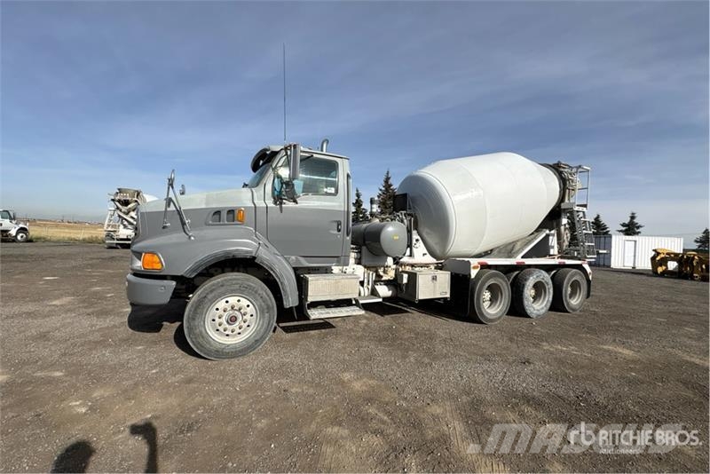 Sterling LT9500 Concrete trucks