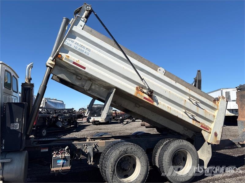 Sterling LT9500 Lastbiler med tip