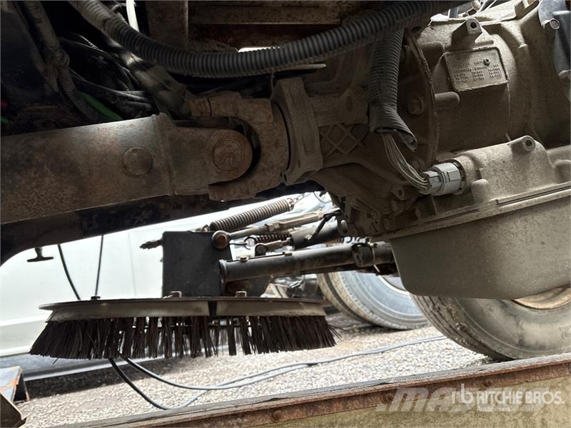 Sterling SC8000 Camiões varredores
