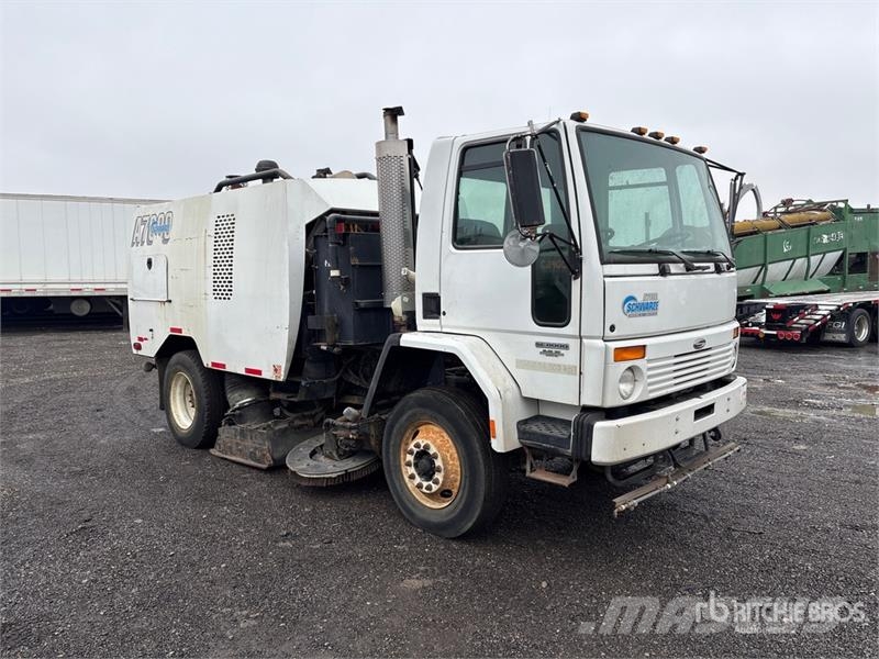 Sterling SC8000 Camiões varredores