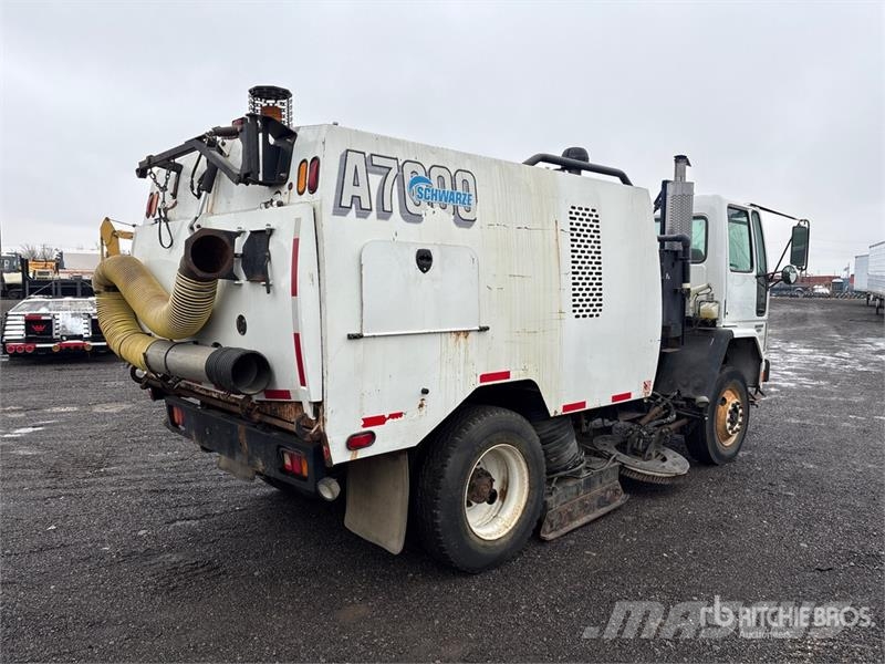 Sterling SC8000 Camiões varredores