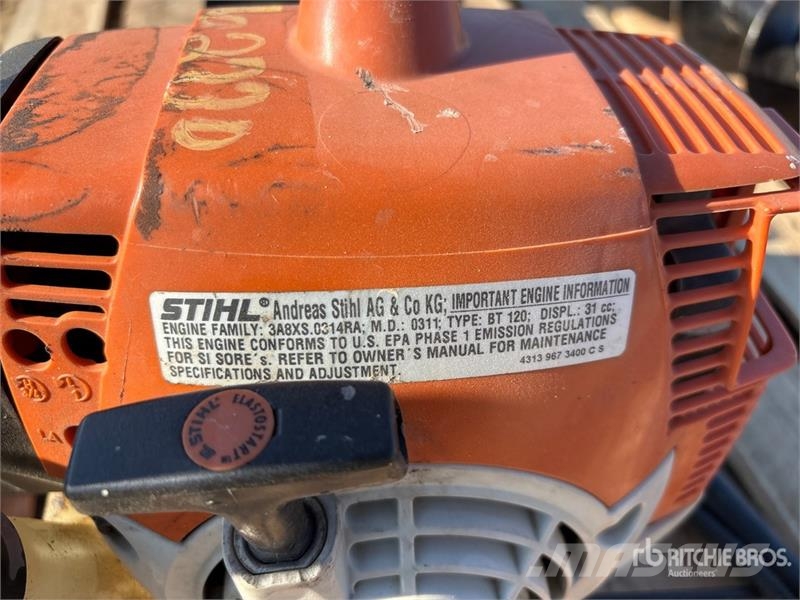 Stihl BT 120C Power Auger Hafif sondaj kuleleri