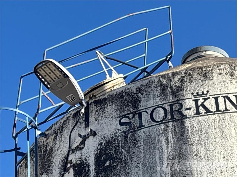  Stor-King +/- 3000 bu 3 Ring Smooth Wall Hopper Gr وحدات / آلات معالجة المحاصيل وتخزينها - أخرى