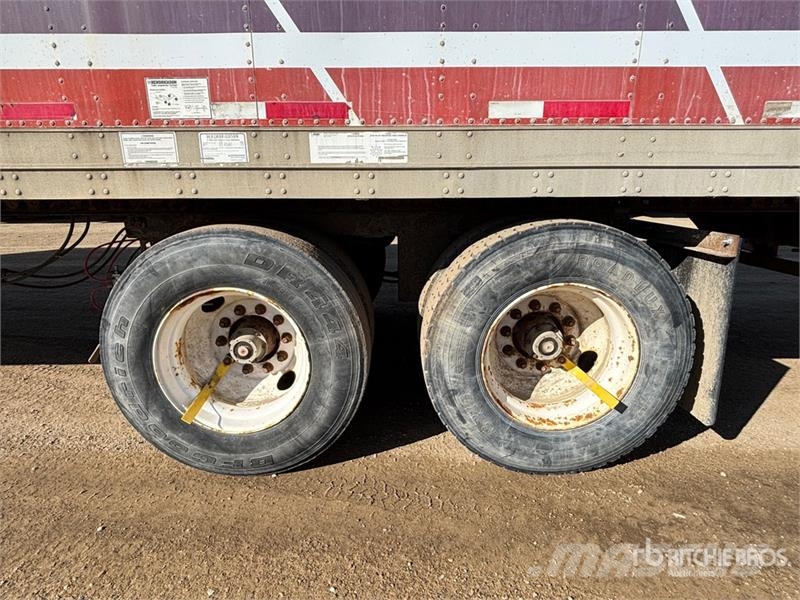 Stoughton 48 ft x 102 in T/A Van Trailer Furgons