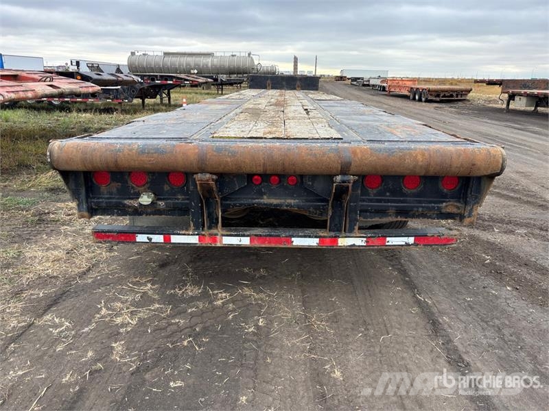 Stoughton 53 ft Tri/A Step Deck Trailer Низькорамні причепи