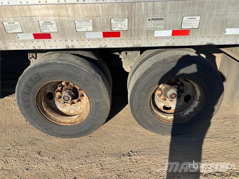 Stoughton 53 ft x 102 in T/A Van Trailer Dengtos priekabos
