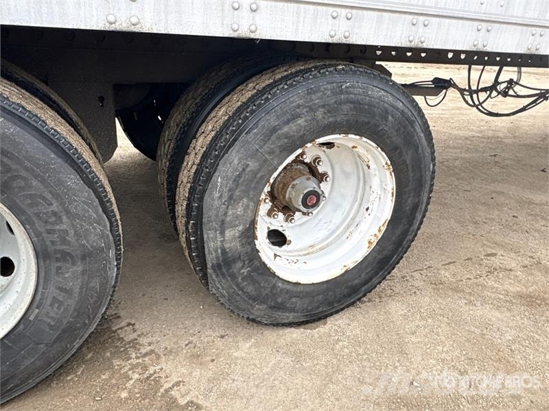 Stoughton 53 ft x 102 in T/A Van Trailer Прицепы-фургоны
