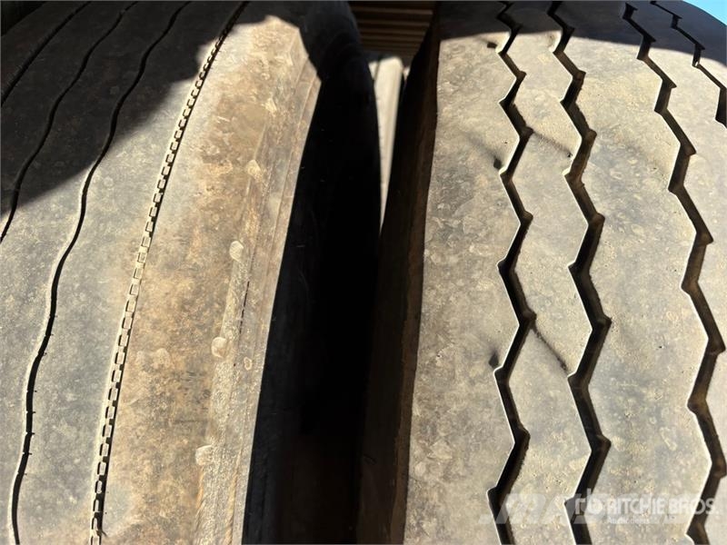Stoughton 53 ft x 102 in T/A Van Trailer Dengtos priekabos