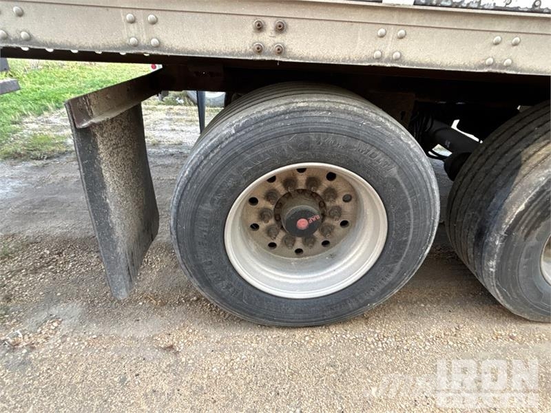 Stoughton 53 ft x 102 in T/A Van Trailer Remorci utilitare