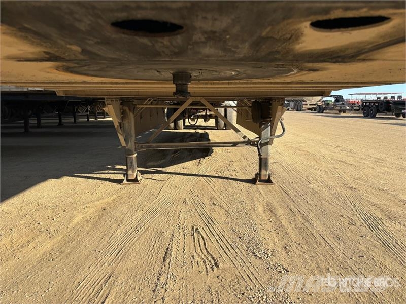Stoughton 53 ft x 102 in T/A Van Trailer Dengtos priekabos