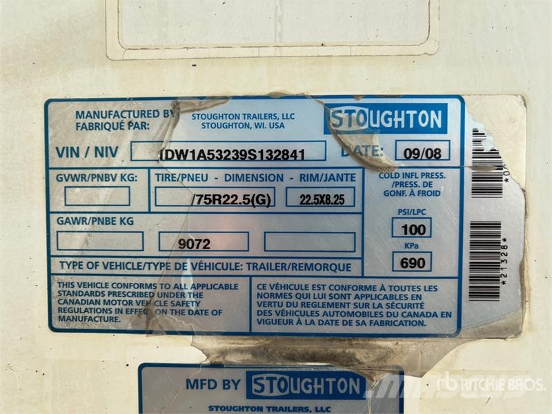Stoughton 53 ft x 102 in T/A Van Trailer Dengtos priekabos
