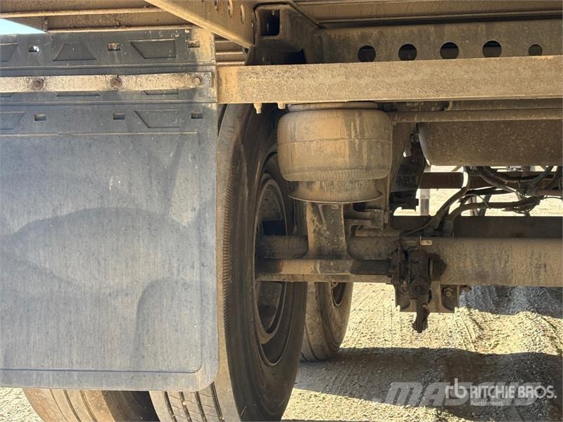 Stoughton 53 ft x 102 in T/A Van Trailer Dengtos priekabos