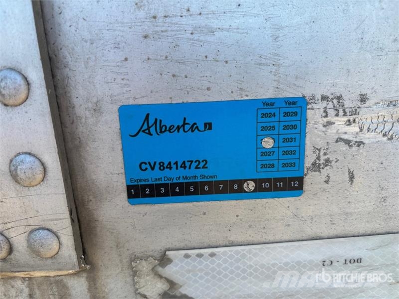 Stoughton 53 ft x 102 in T/A Van Trailer Dengtos priekabos