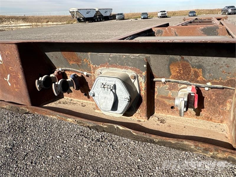 Stoughton Tri/A Extendable Container Trailer مقطورات حاويات
