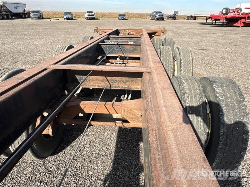 Stoughton Tri/A Extendable Container Trailer مقطورات حاويات