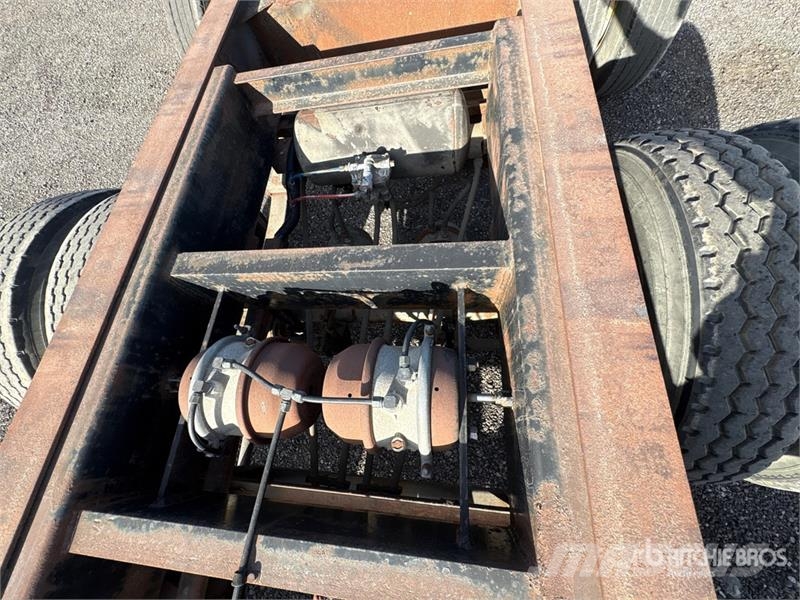 Stoughton Tri/A Extendable Container Trailer مقطورات حاويات