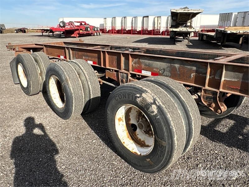 Stoughton Tri/A Extendable Container Trailer مقطورات حاويات