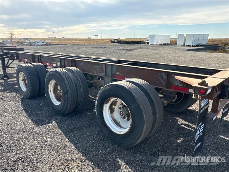 Stoughton Tri/A Extendable Container Trailer مقطورات حاويات