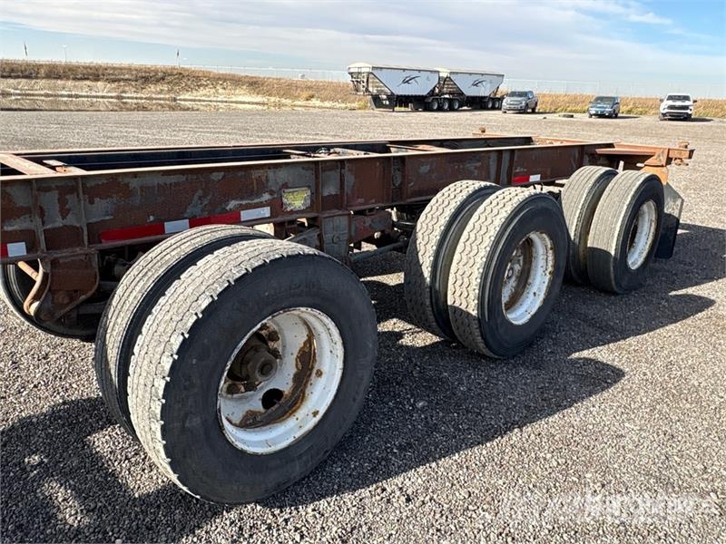Stoughton Tri/A Extendable Container Trailer مقطورات حاويات
