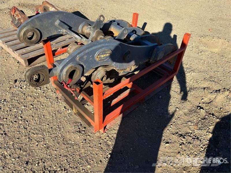Strickland 49 in Hydraulic Excavator Thumb Schaufeln