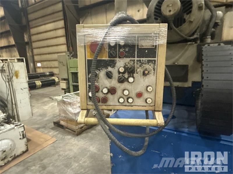 Strojtos FGS32/40T Milling Machine معدات البناء - غير ذلك