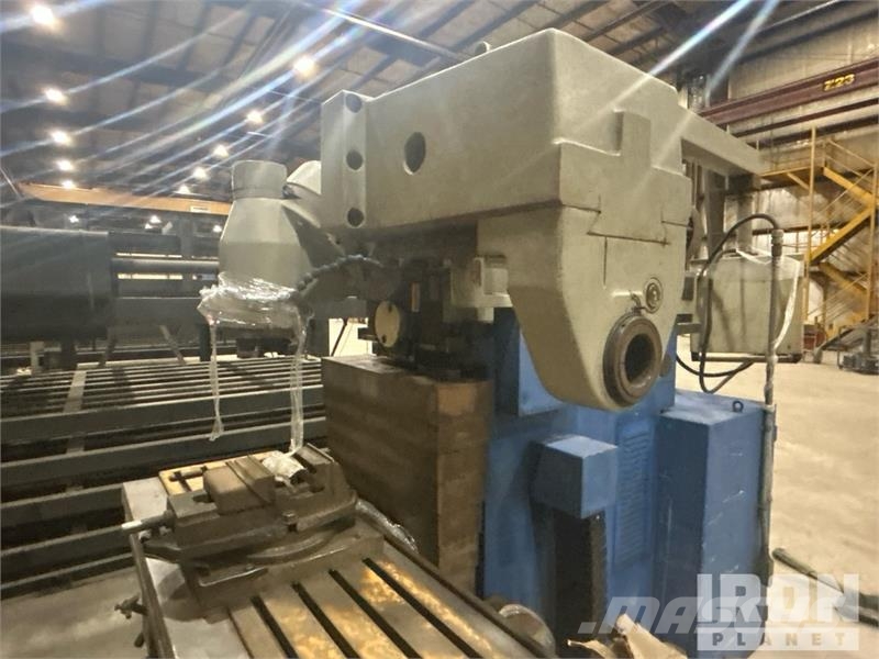 Strojtos FGS32/40T Milling Machine معدات البناء - غير ذلك