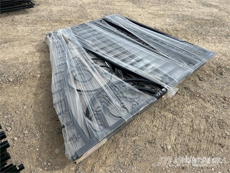 Suihe 14 ft Bi-Parting Driveway Gate (Unused) Egyéb mezőgazdasági gépek