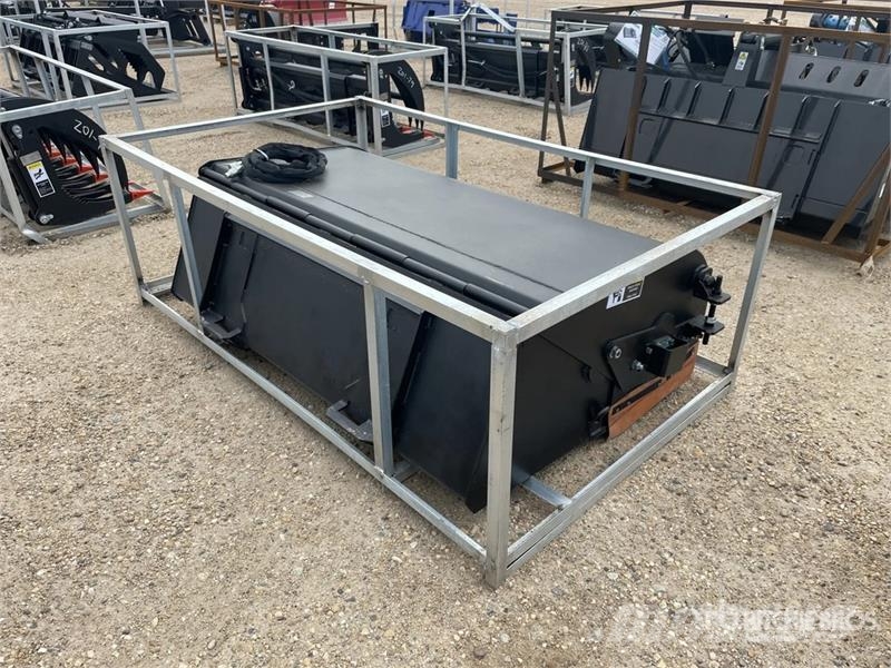 Suihe SSBR 72 in Skid Steer Sweeper (Unused) Четки