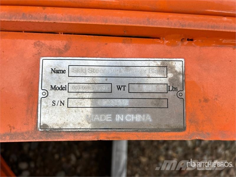 Suihe SSD-A 72 in Angle Skid Steer Dozer (Unused) Puskulevyt