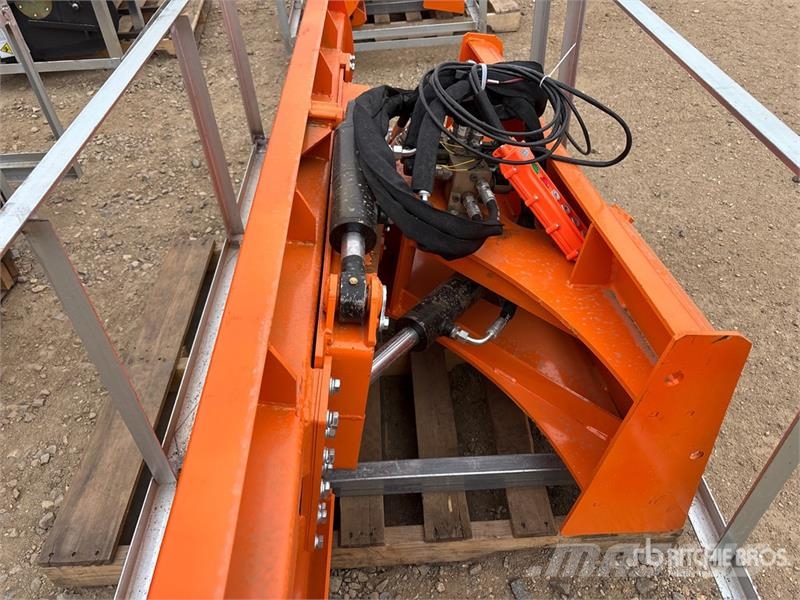 Suihe SSD-A 72 in Angle Skid Steer Dozer (Unused) Cuchillas