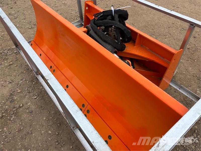 Suihe SSD-A 72 in Angle Skid Steer Dozer (Unused) Cuchillas