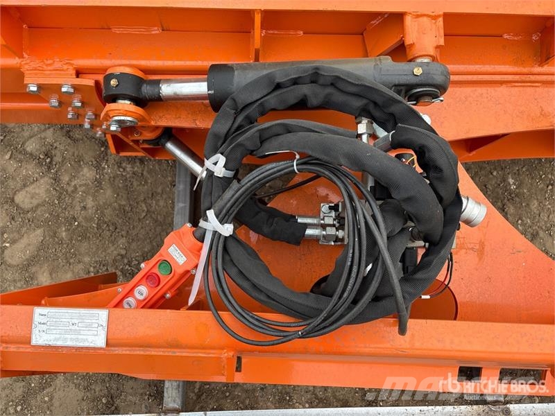 Suihe SSD-A blade 45 in Angle Skid Steer Dozer (Unused) Bladen