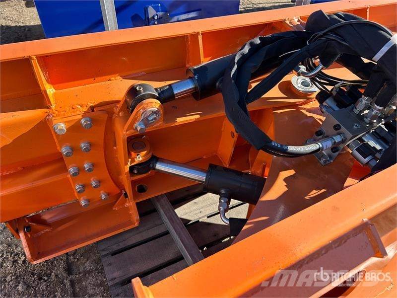 Suihe SSD-A blade 72 in Angle Skid Steer Dozer (Unused) Blades