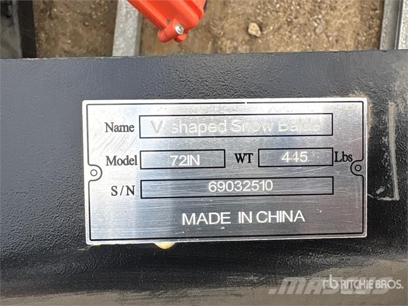 Suihe SSD-V blade 45 in Skid Steer Snow Blade (Unused) Sniego peiliai ir valytuvai